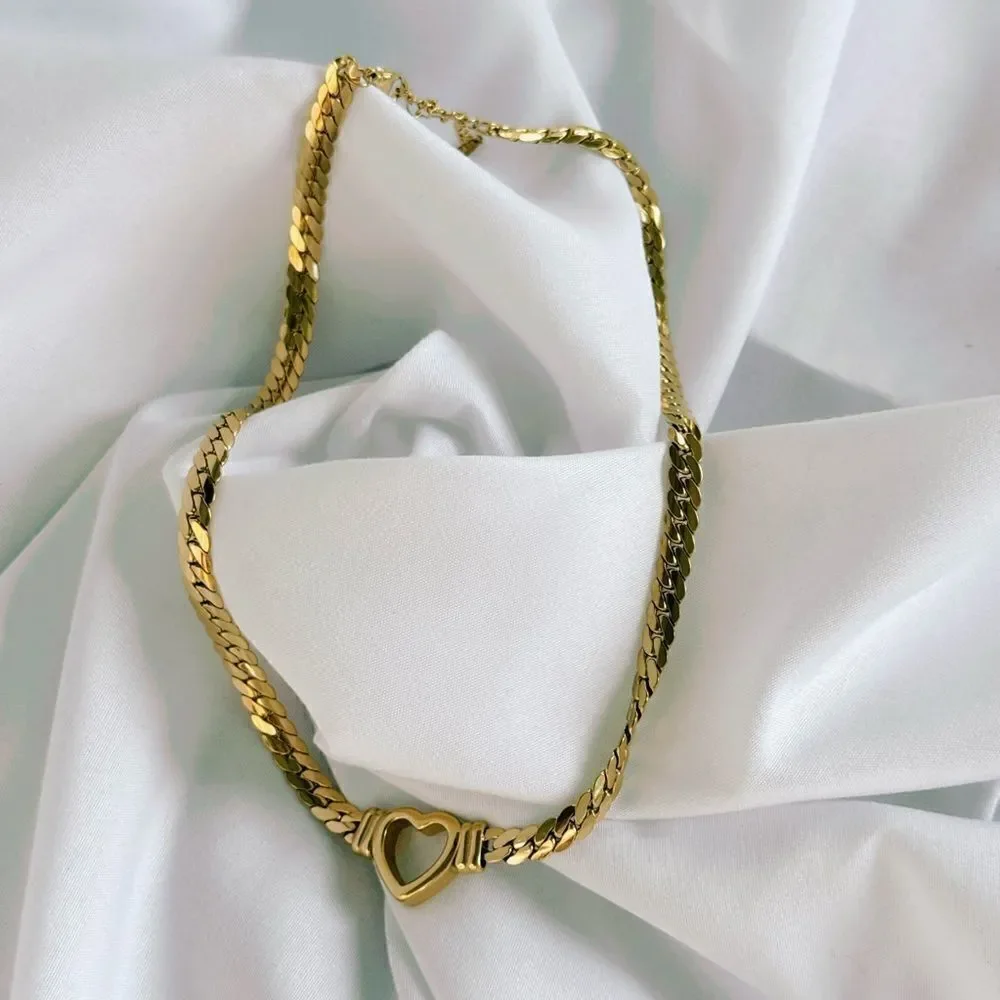 trendy necklace A243